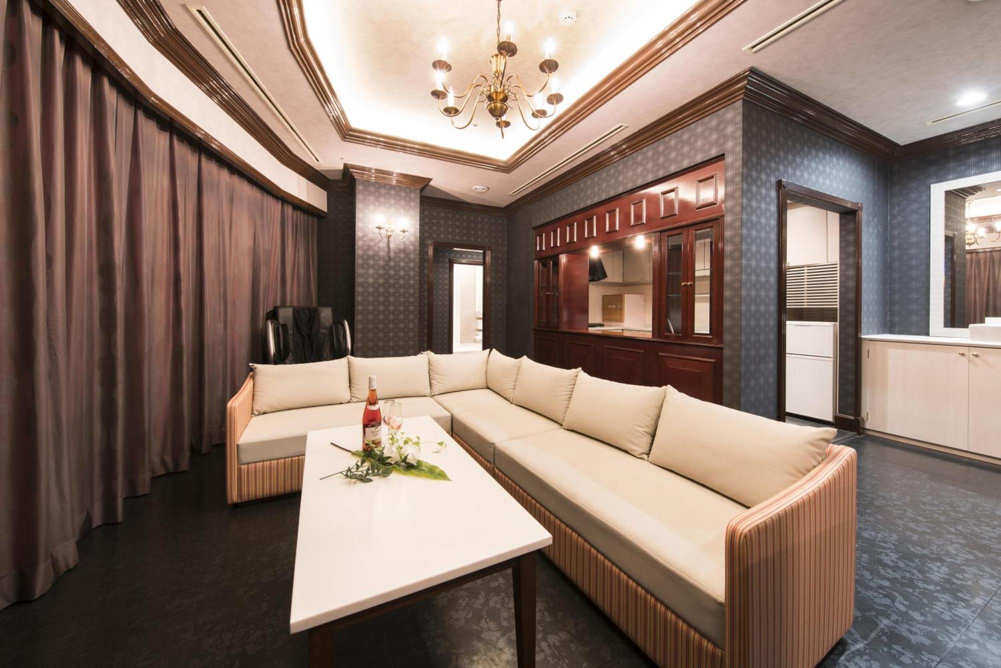 Hotel Alps (Adults Only) Οσάκα Εξωτερικό φωτογραφία