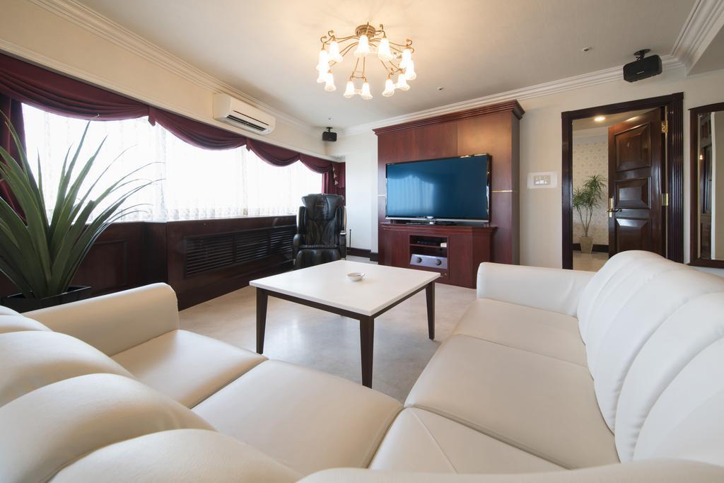 Hotel Alps (Adults Only) Οσάκα Εξωτερικό φωτογραφία