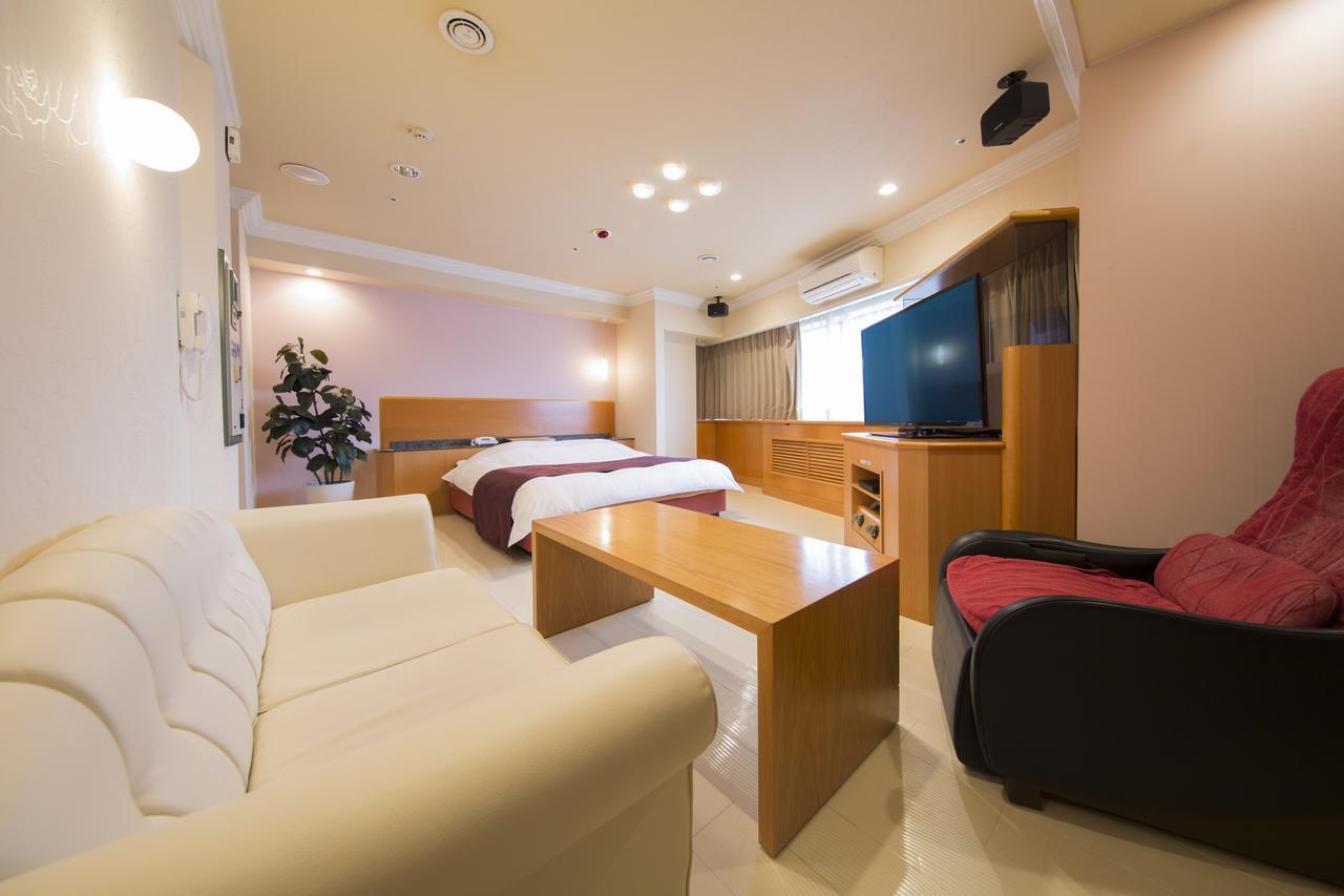 Hotel Alps (Adults Only) Οσάκα Εξωτερικό φωτογραφία